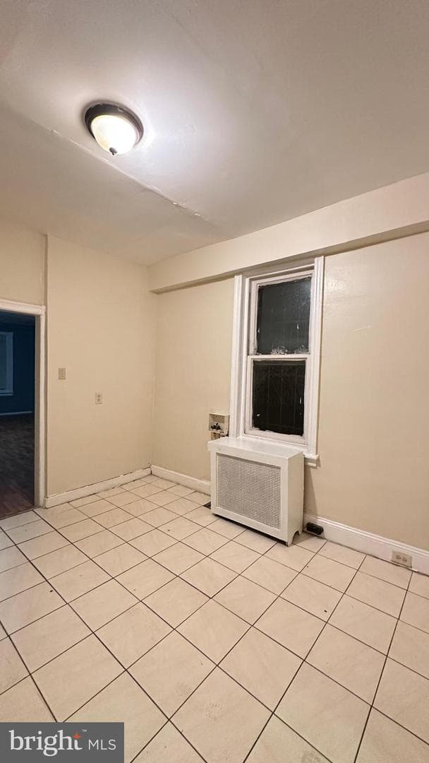 920 E Schiller St photo 36