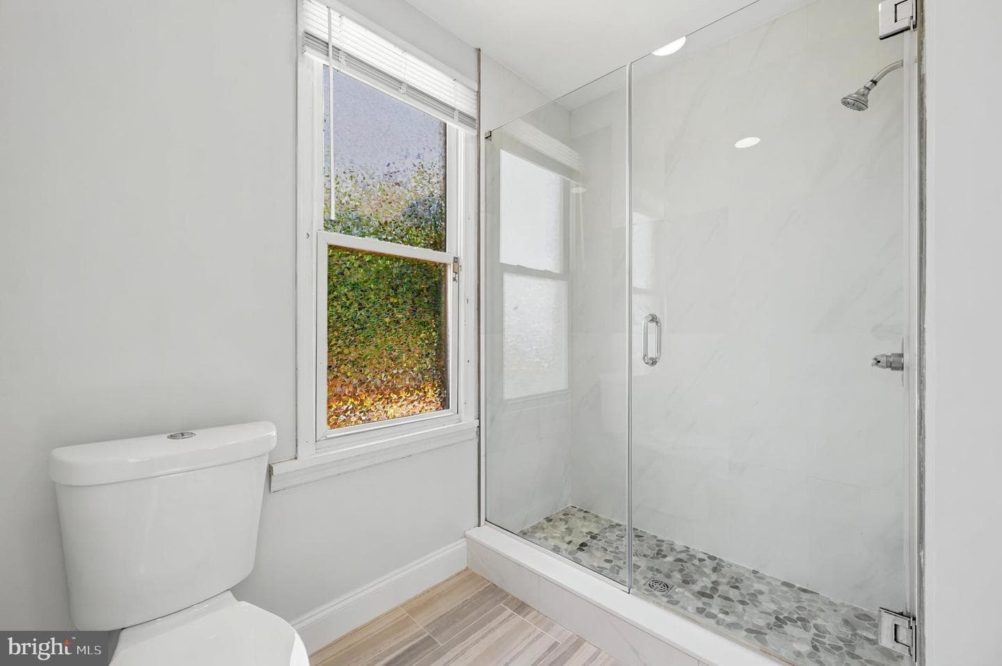 3725 Stanton Street photo 18