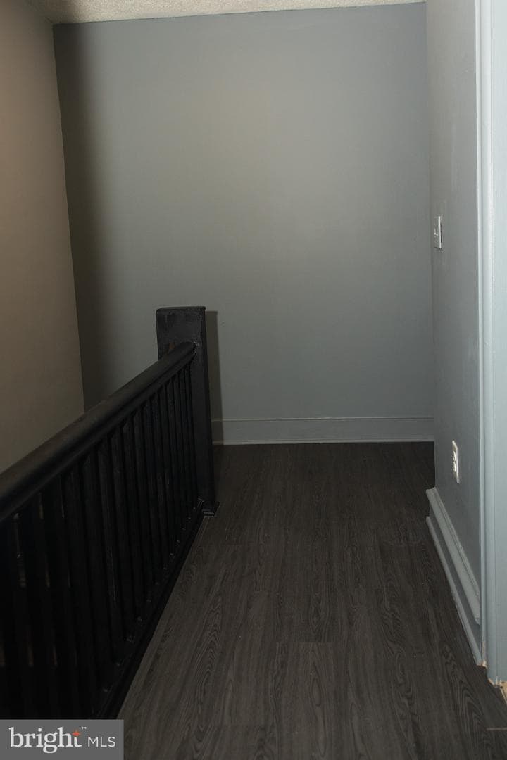 4209 Benner Street photo 13
