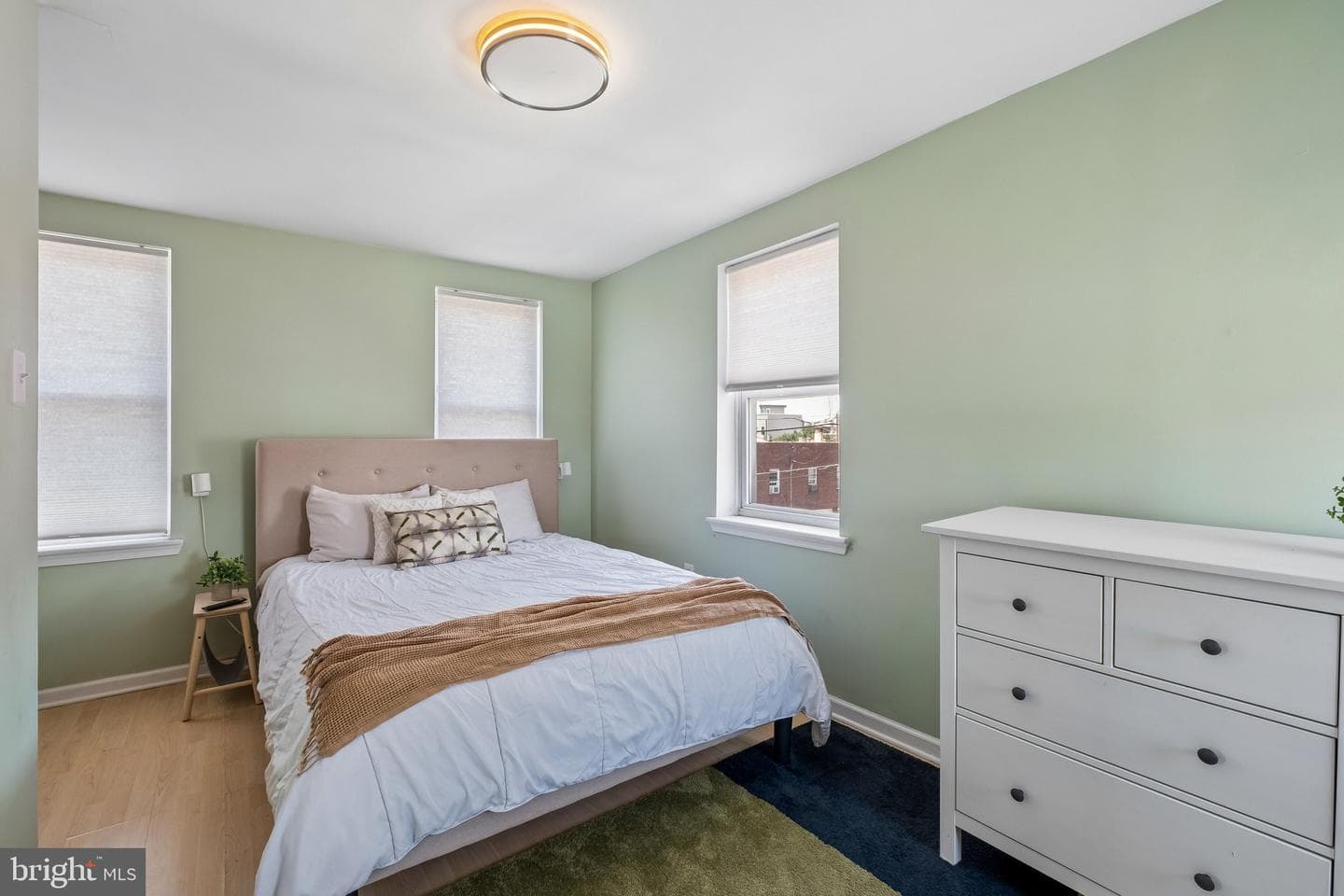 2727 E Clearfield Street photo 12