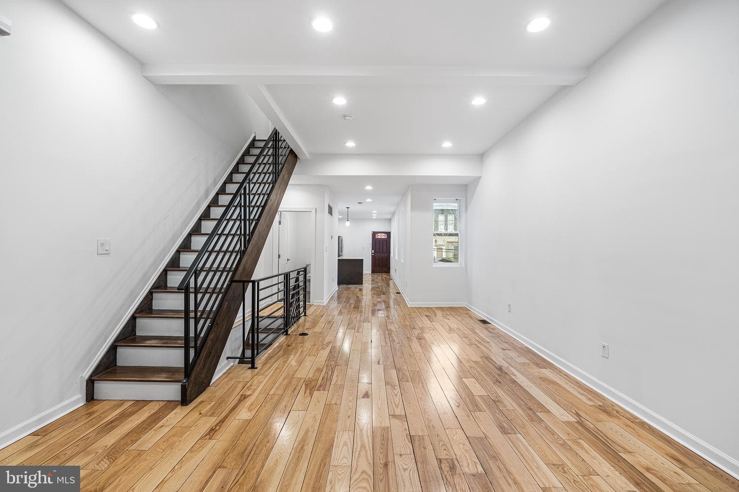 4047 Green Street photo 6
