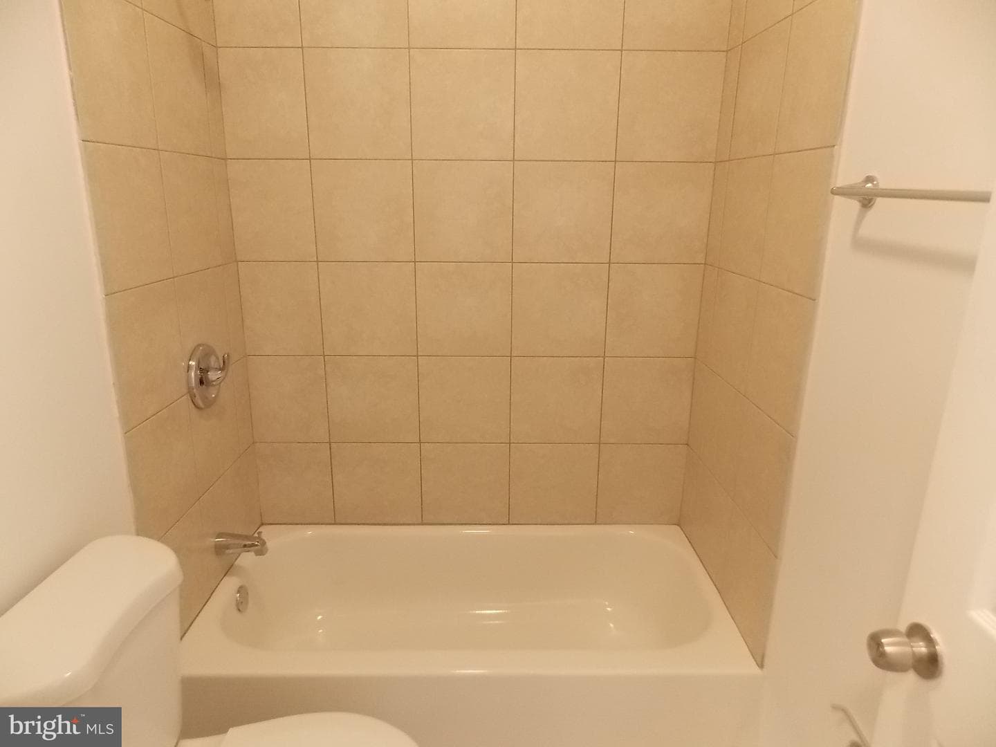 5619 Arch Street photo 10