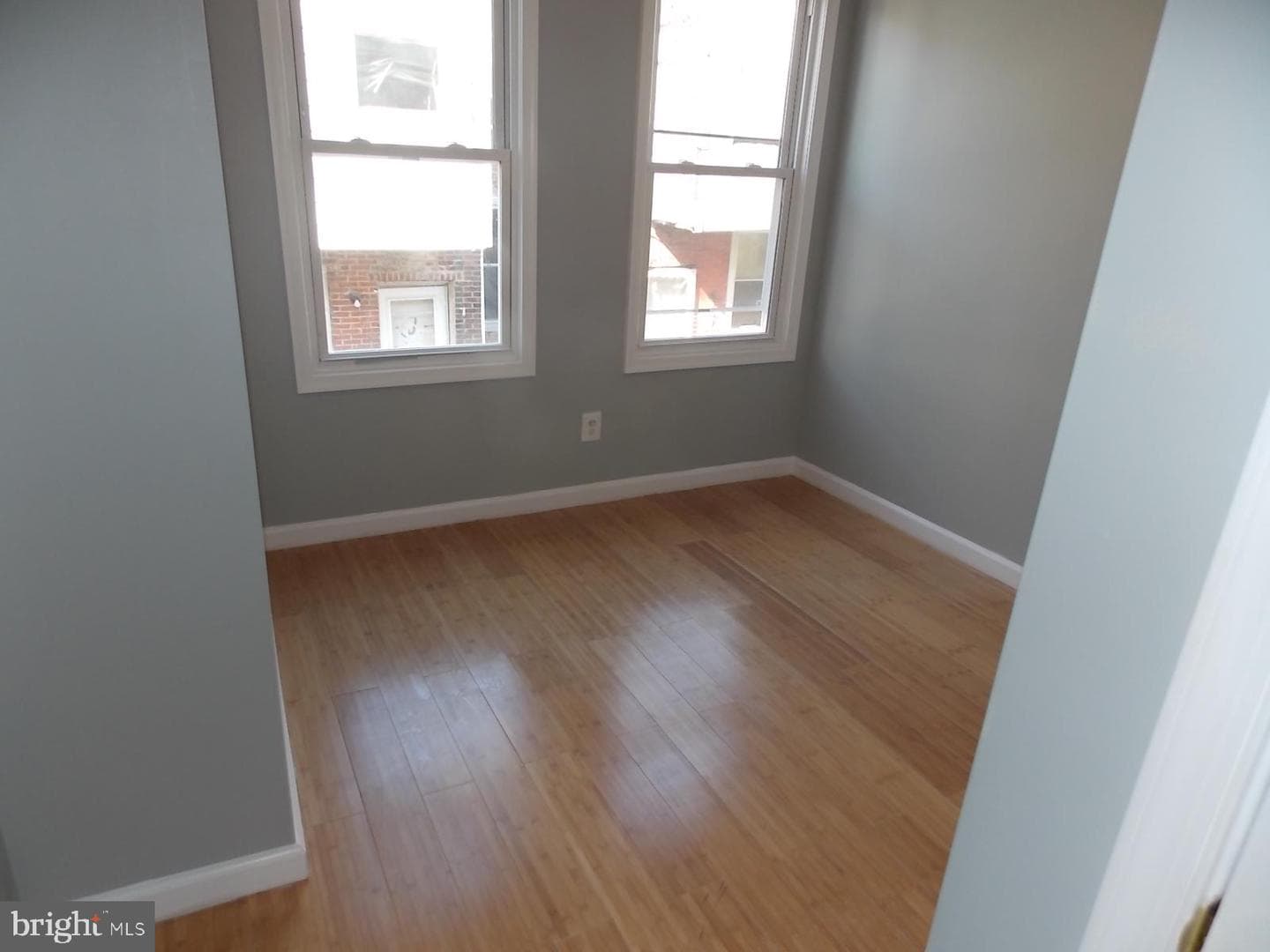 1536 S Wilton Street photo 6