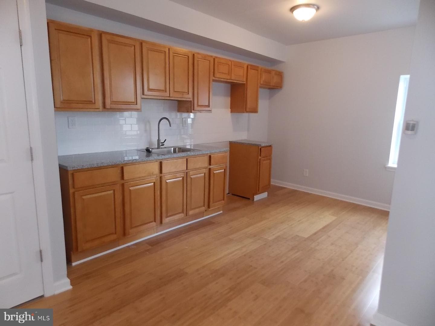 5643 Beaumont Street photo 5