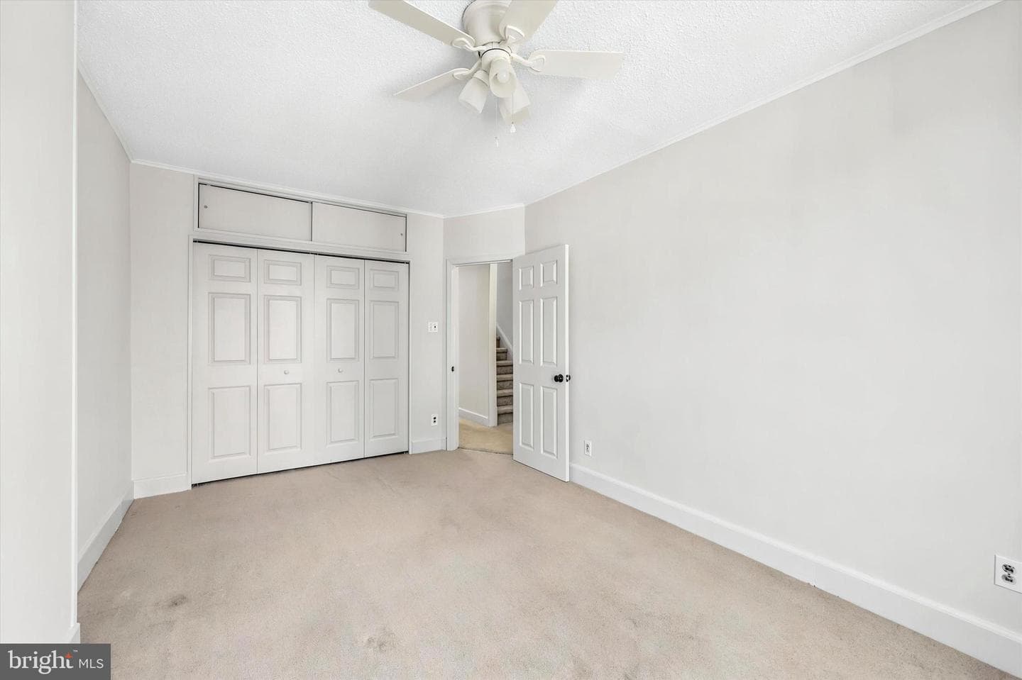4706 Fowler Street photo 9