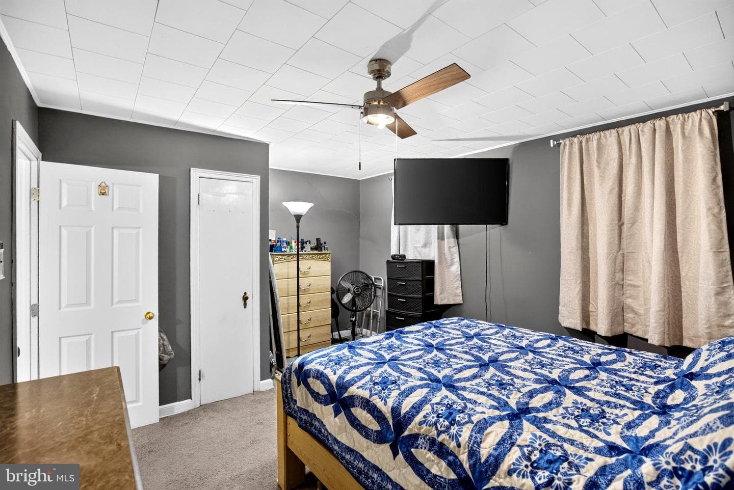 4557 Tudor Street photo 12