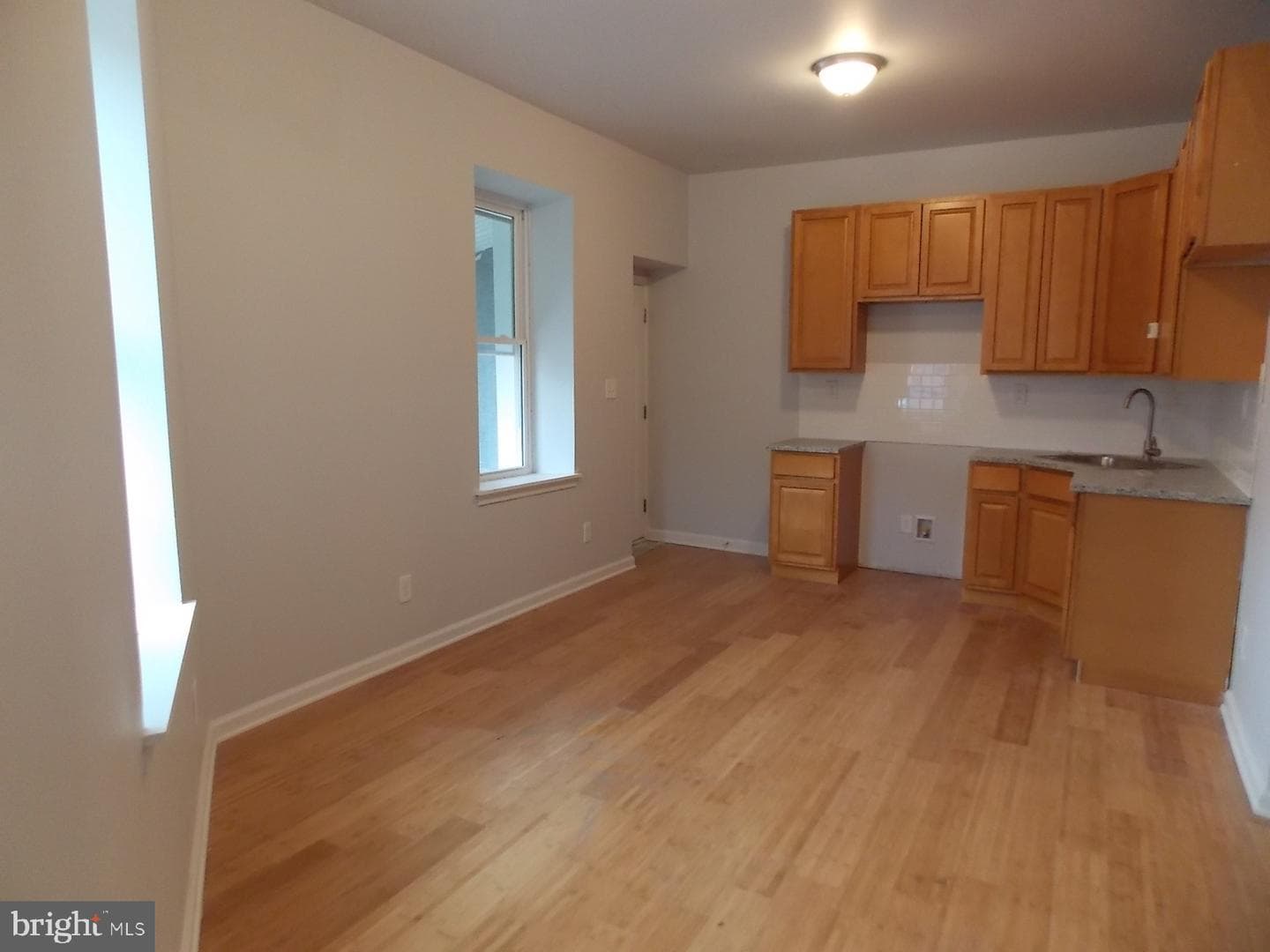 1750 N Wilton Street photo 3