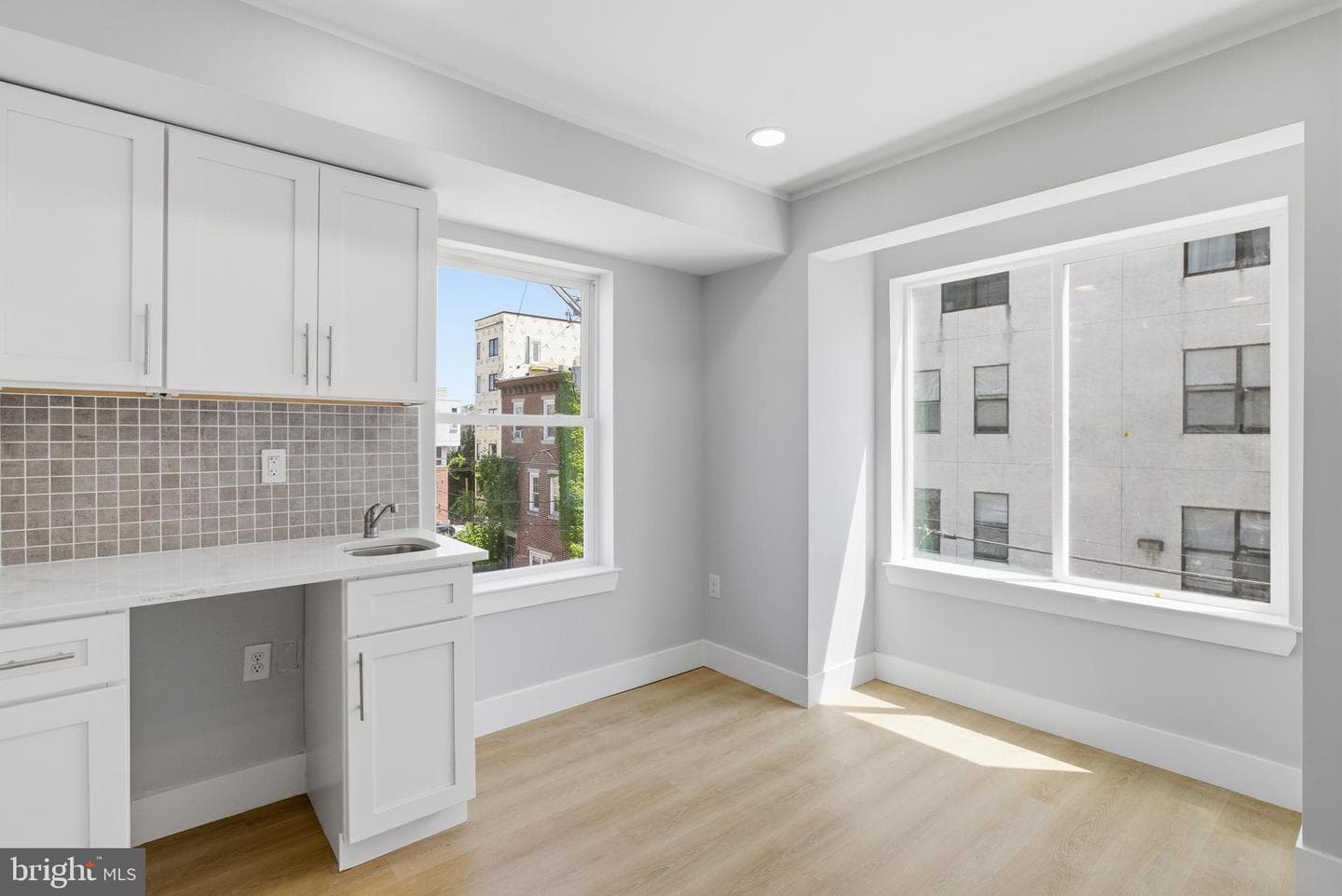 1511 W Flora Street photo 25