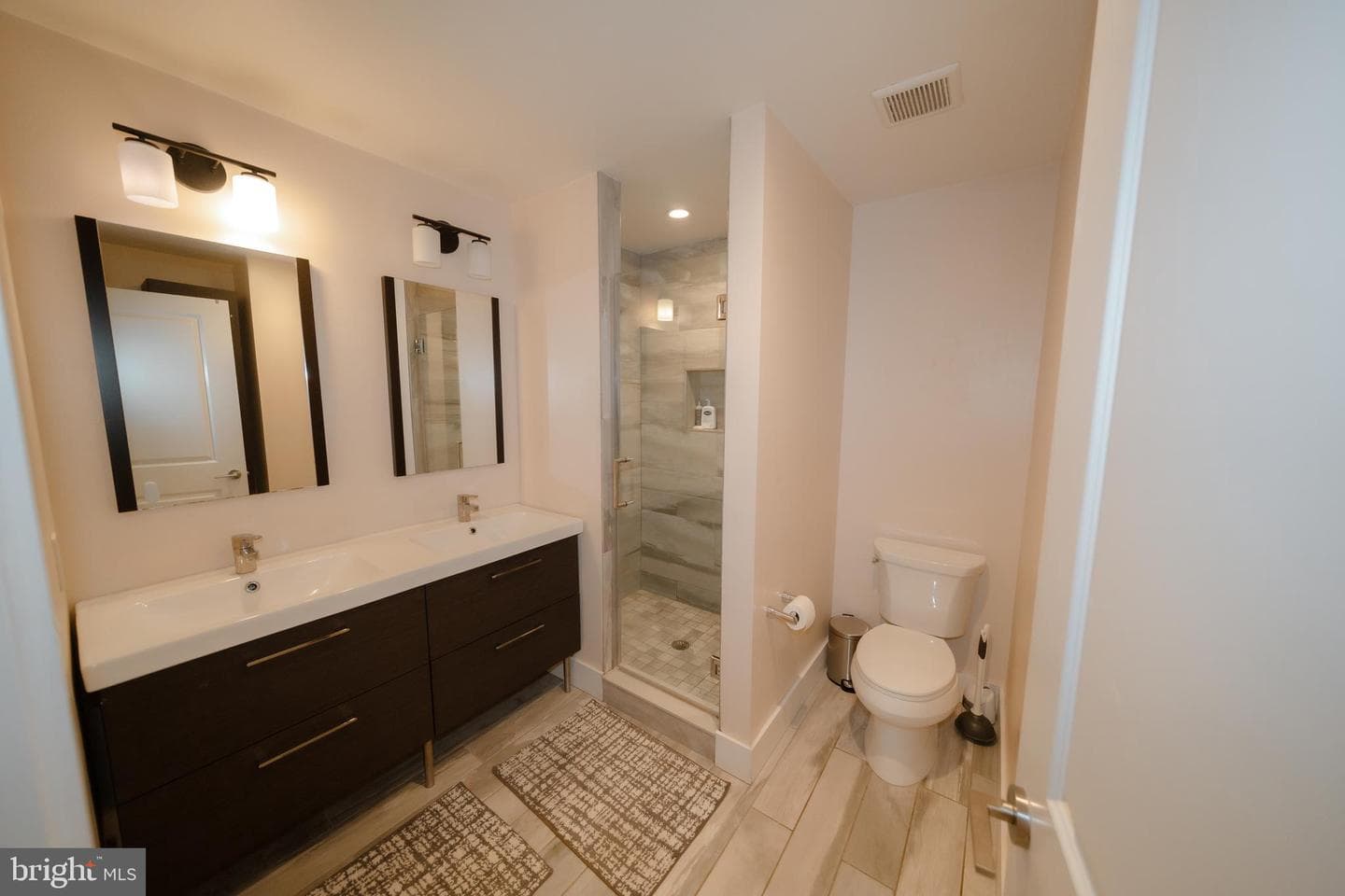 1422 Germantown Avenue #2 photo 10