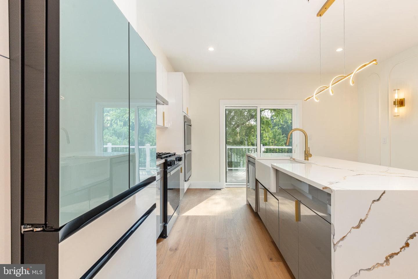 4748 Sheldon Street photo 13