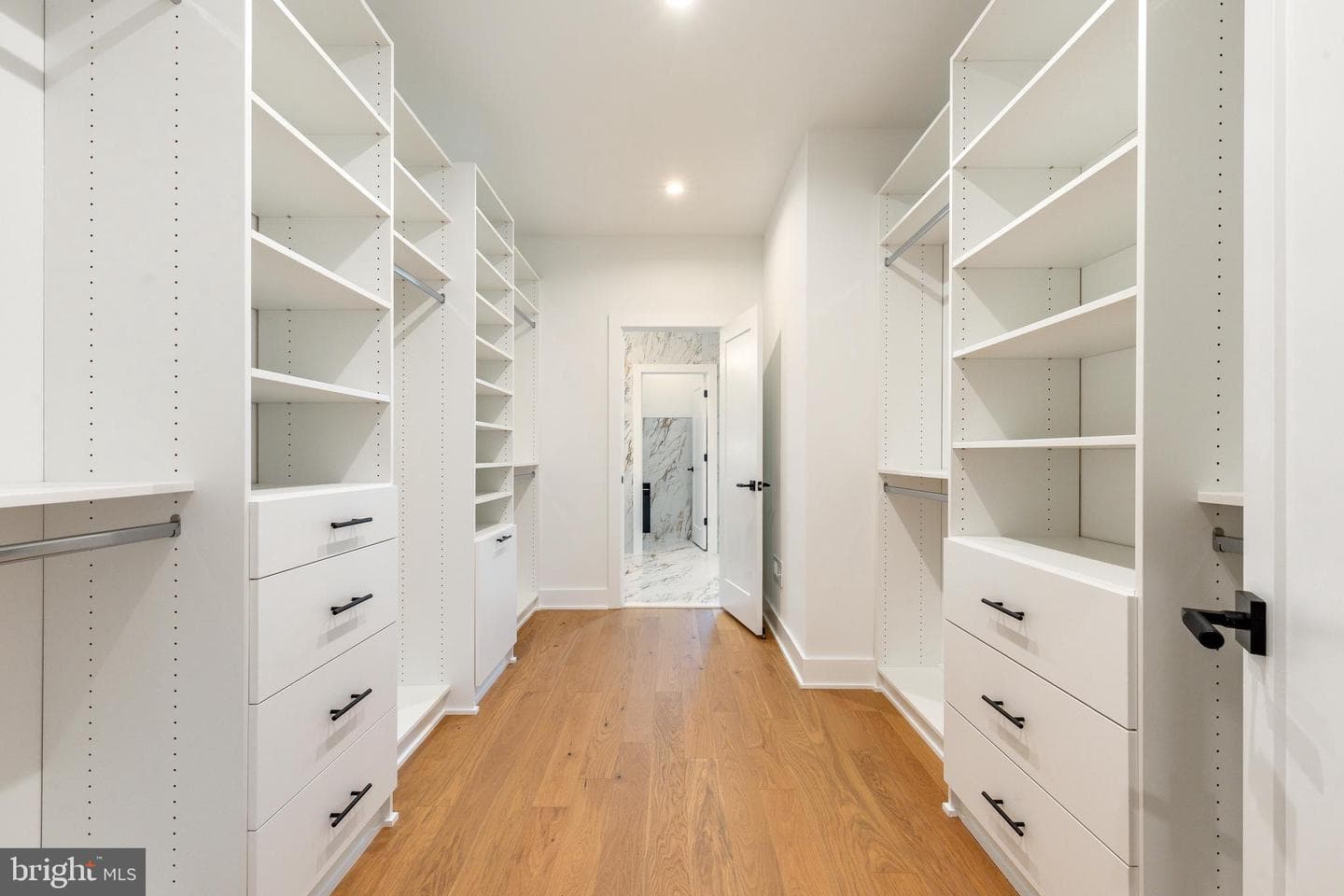 4748 Sheldon Street photo 32