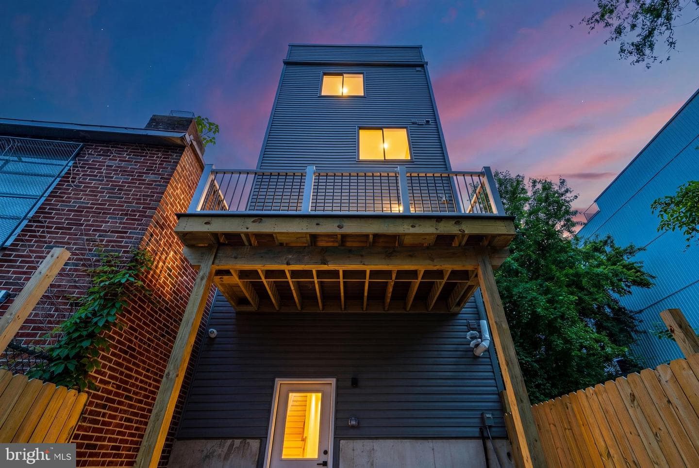 4748 Sheldon Street photo 42