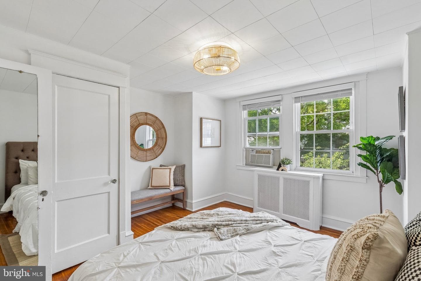 3468 Tilden Street photo 14