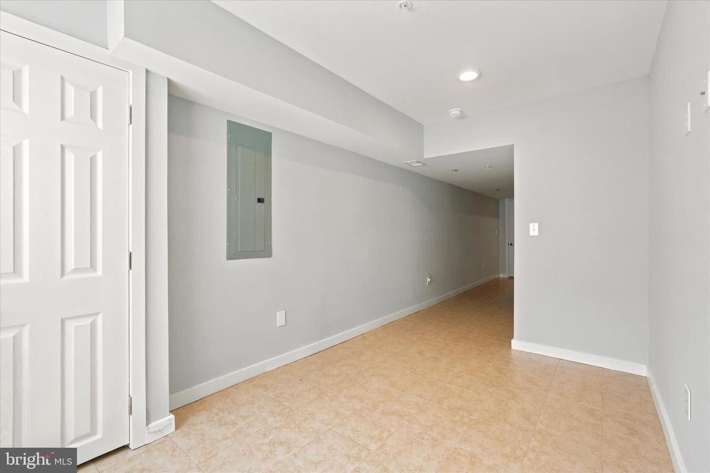 2044 N 5th Street photo 16