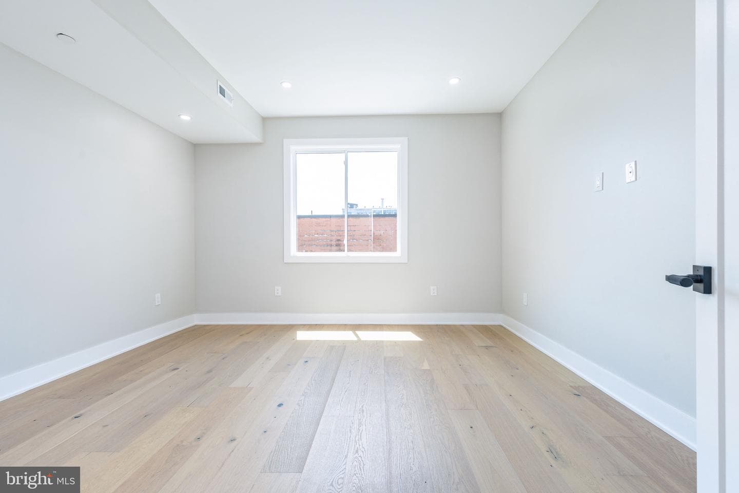 2641 Martha Street photo 22