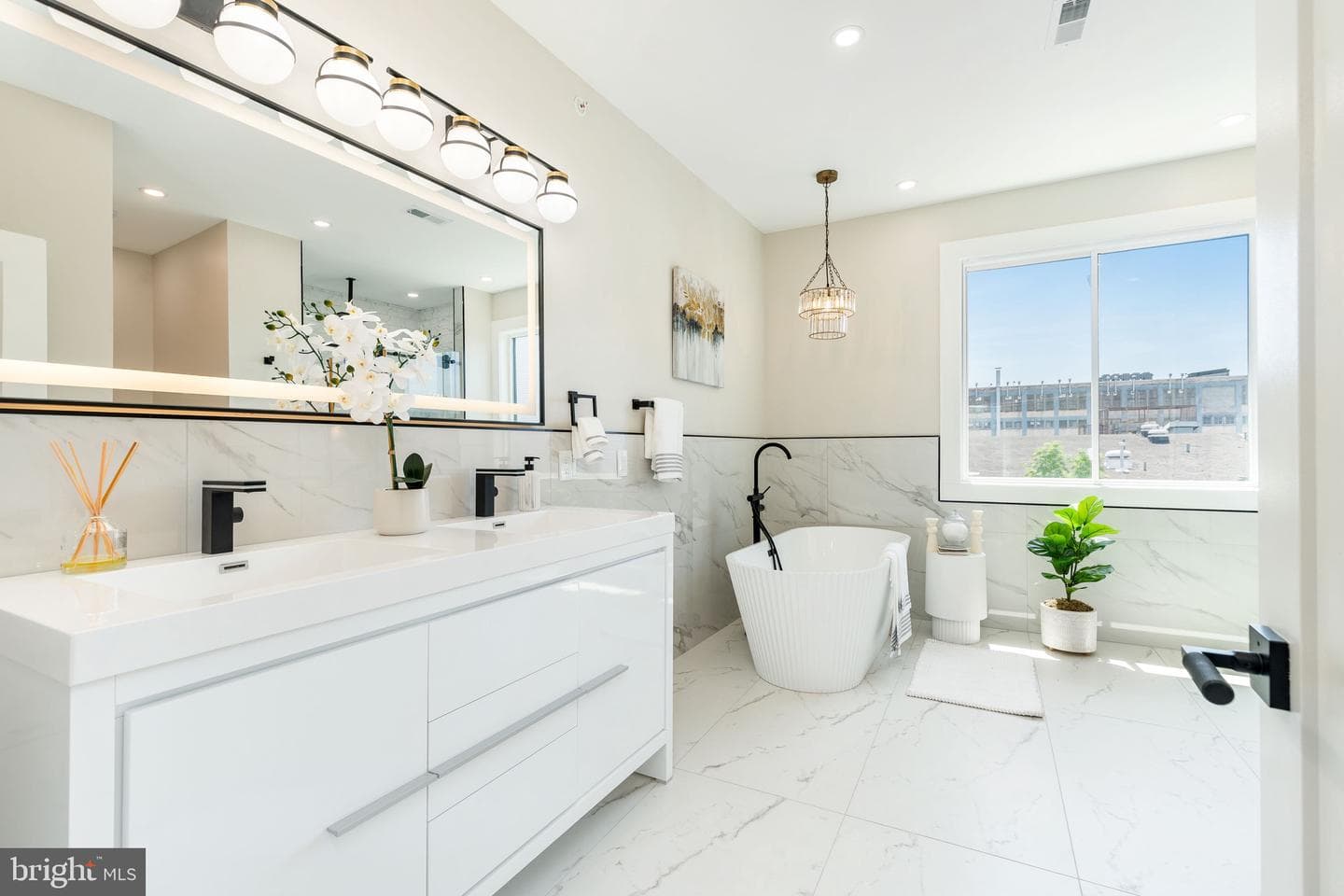 2641 Martha Street photo 29