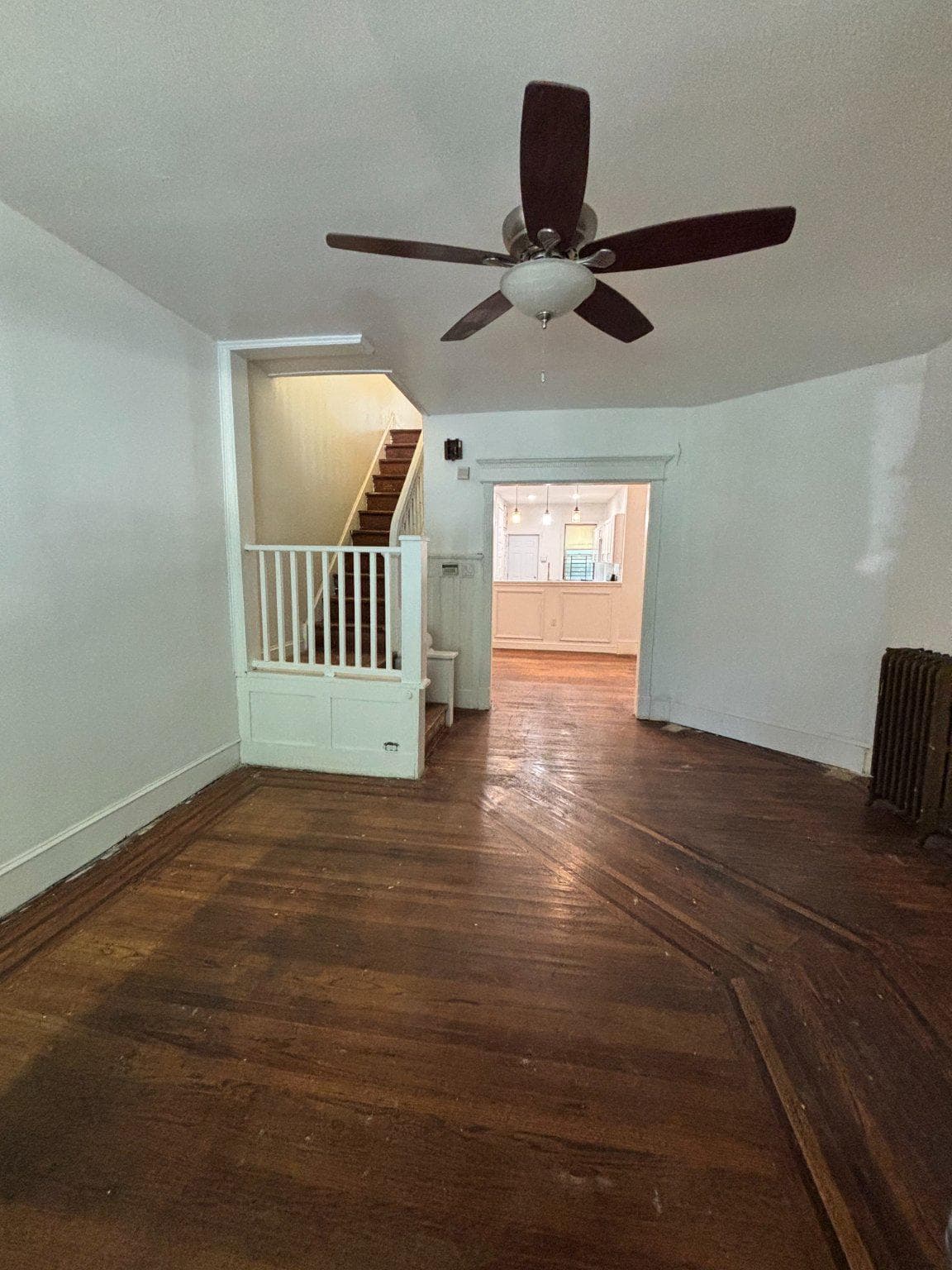 5829 Lansdowne Avenue photo 4