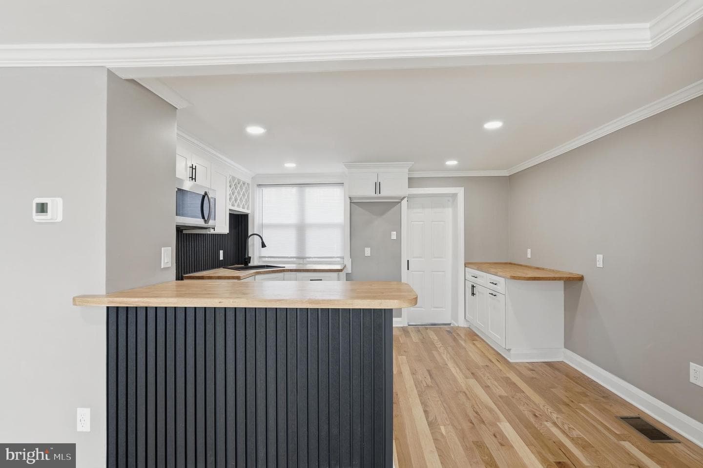 3547 Miller Street photo 12
