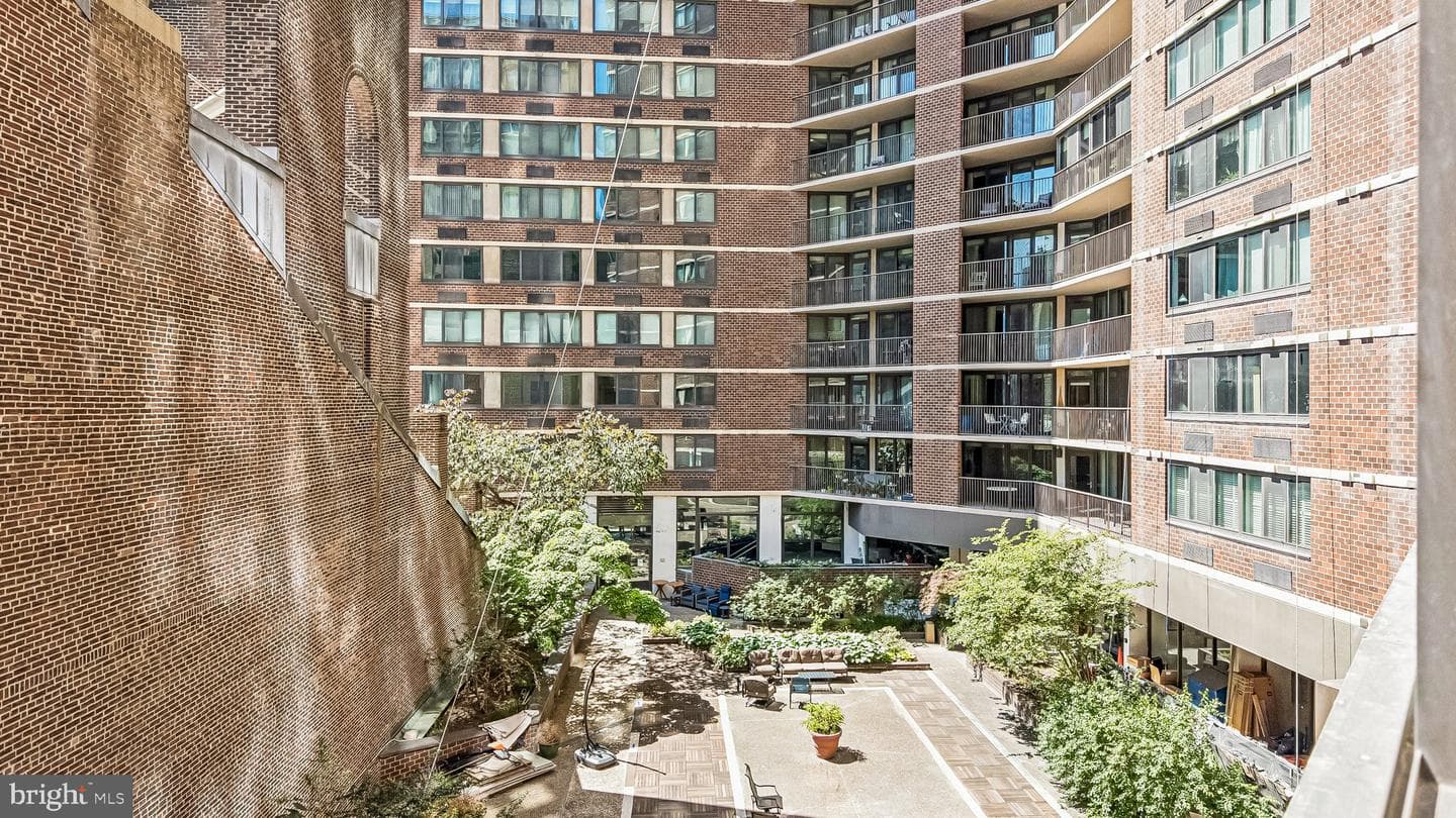 1420 Locust Street #7b photo 12
