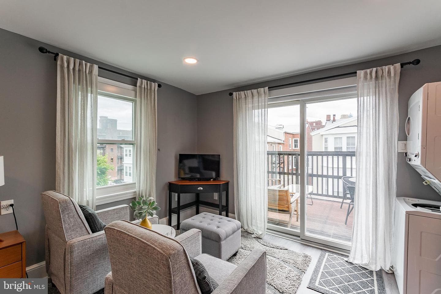 1620 Mount Vernon Street photo 32