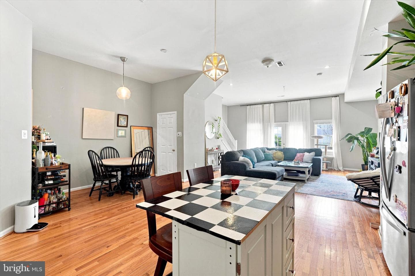 444 Moyer Street photo 7