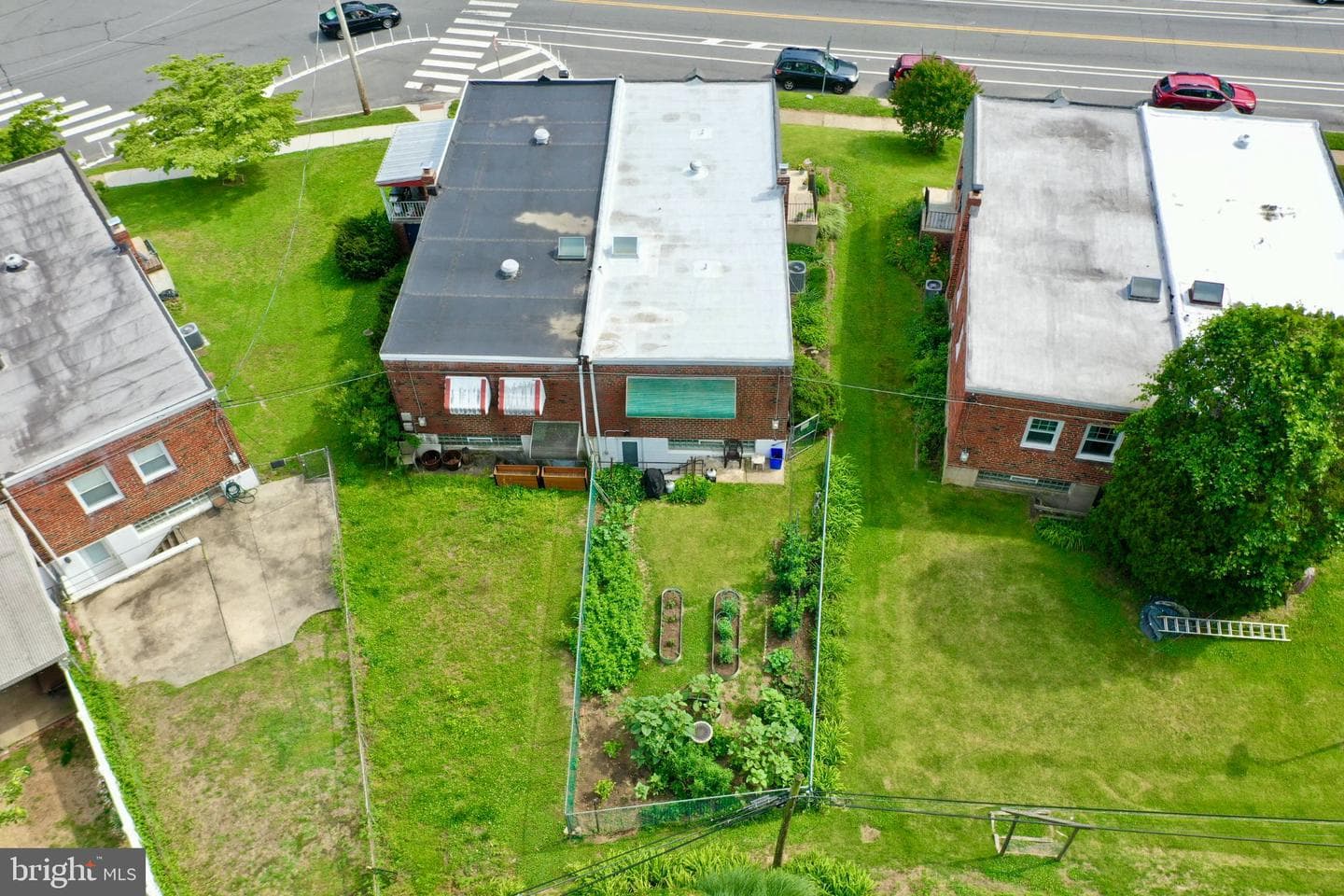 7003 Valley Avenue photo 32