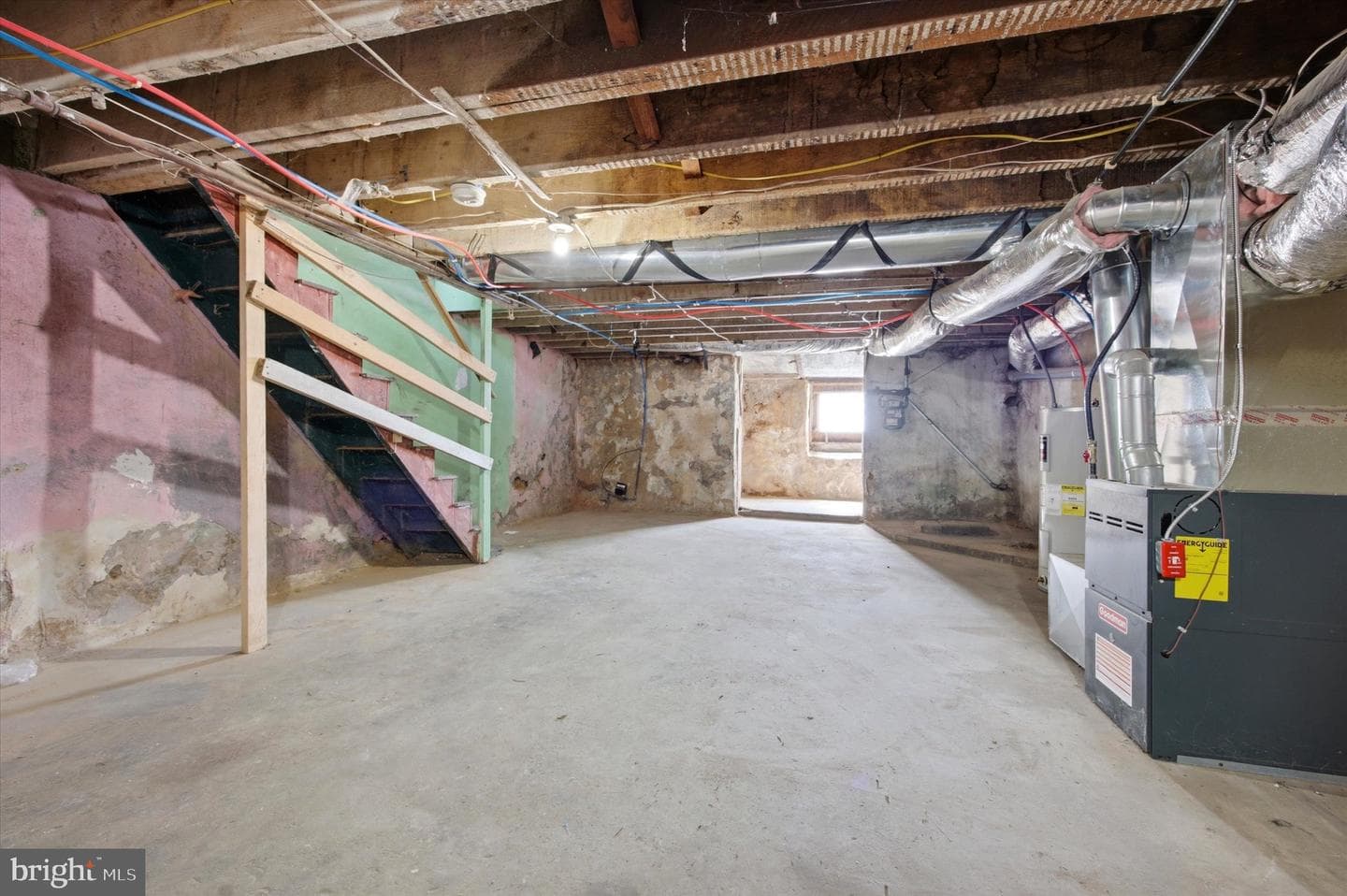 5439 Windsor Street photo 28