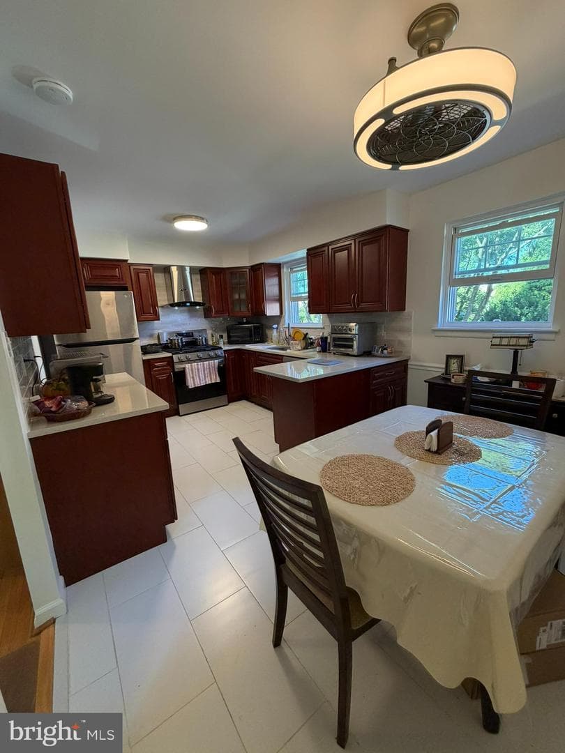 11107 Ridgeway Street photo 7