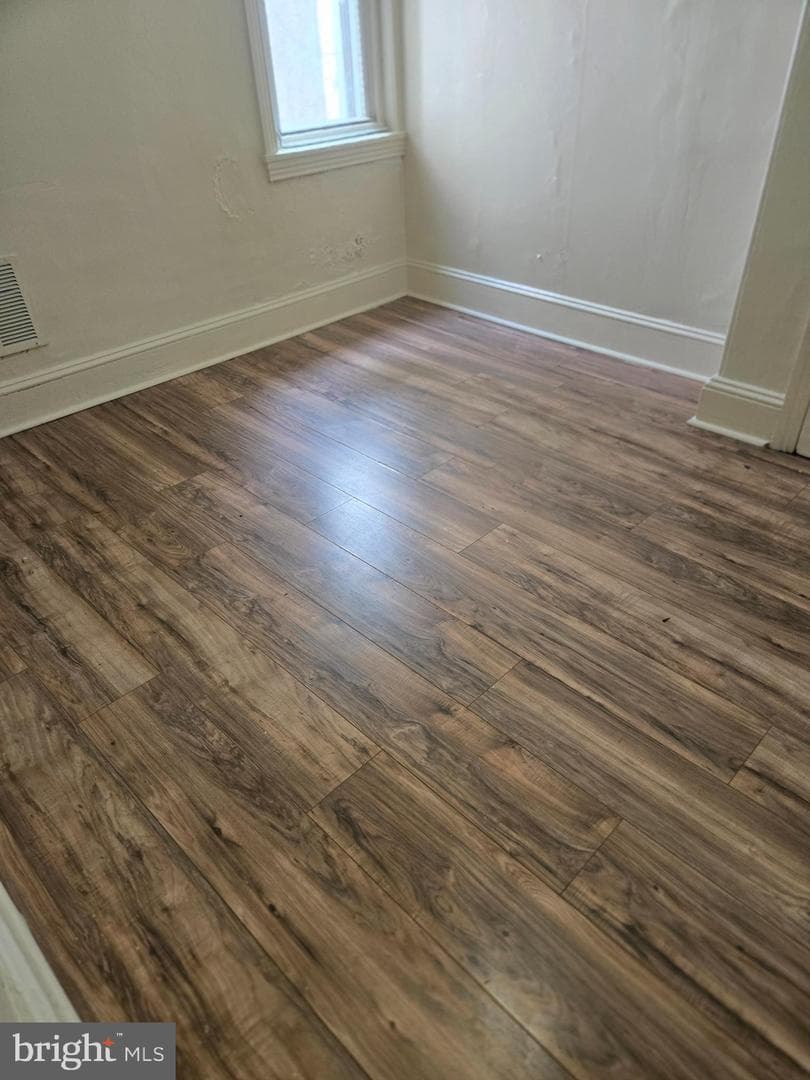 1225 W Huntingdon Street photo 3