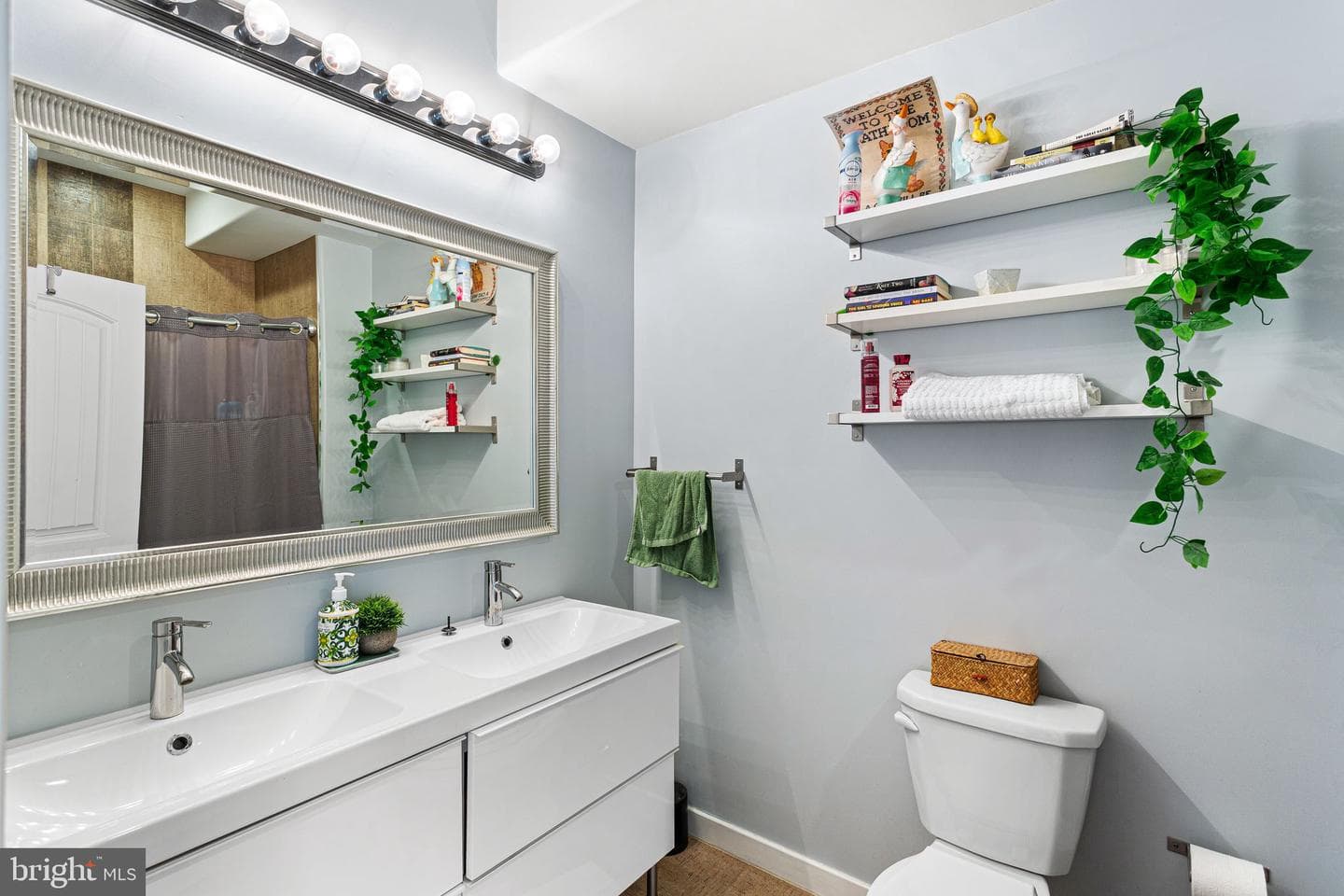1322 S Chadwick Street photo 14