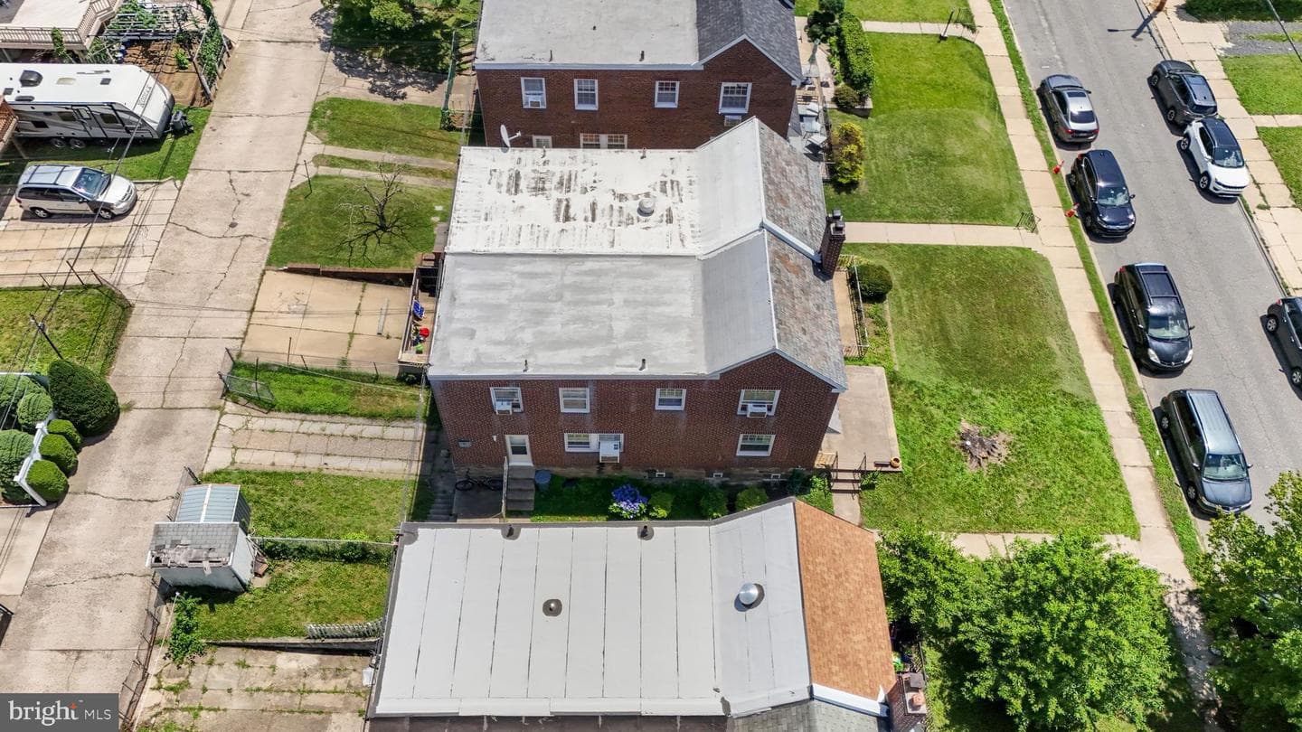 1313 Friendship Street photo 33