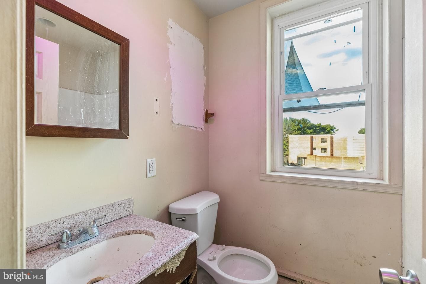 2110 W Chew Avenue photo 26
