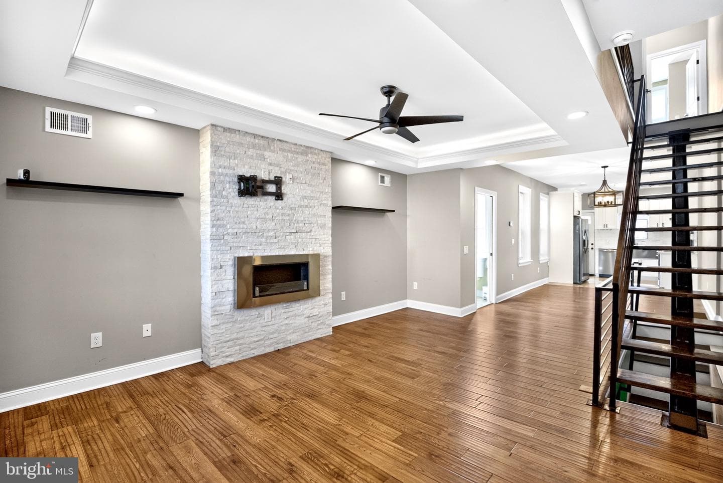 3107 N Taylor Street photo 5