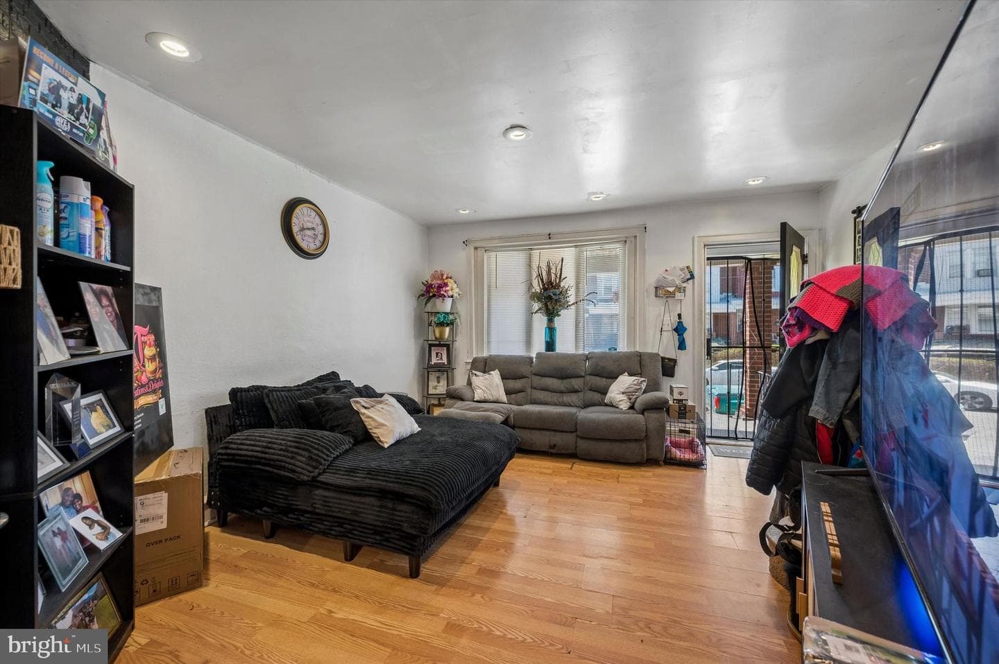 143 W Spencer Avenue photo 4