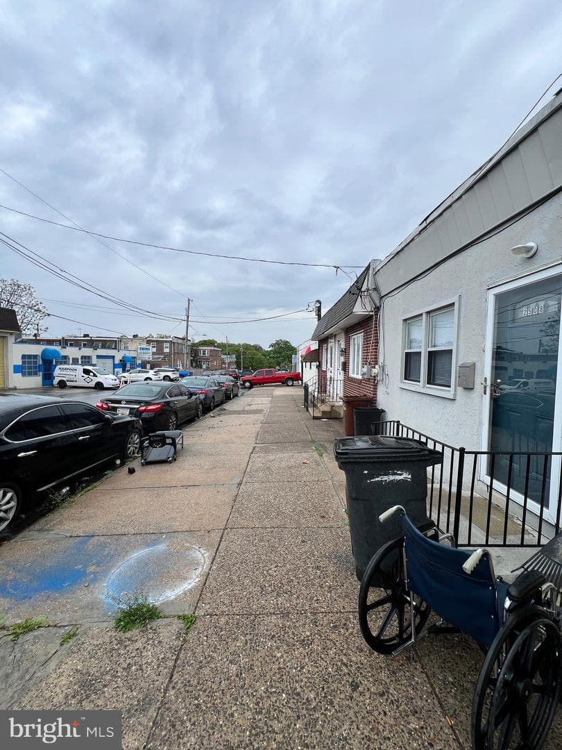 2506 S 72nd Street photo 4