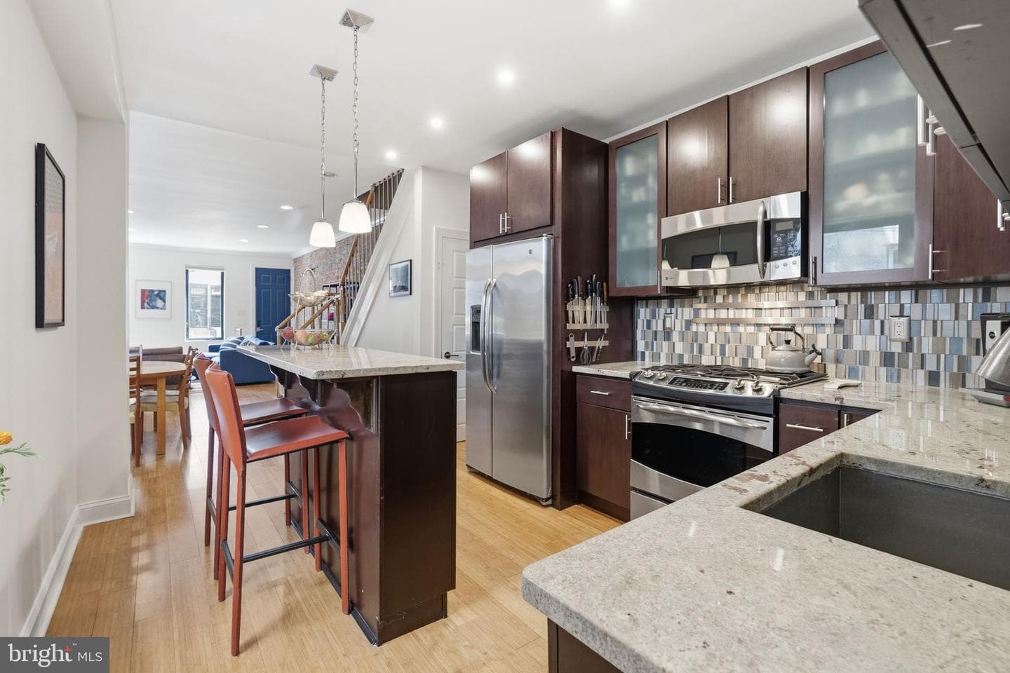 2233 Bainbridge Street photo 12