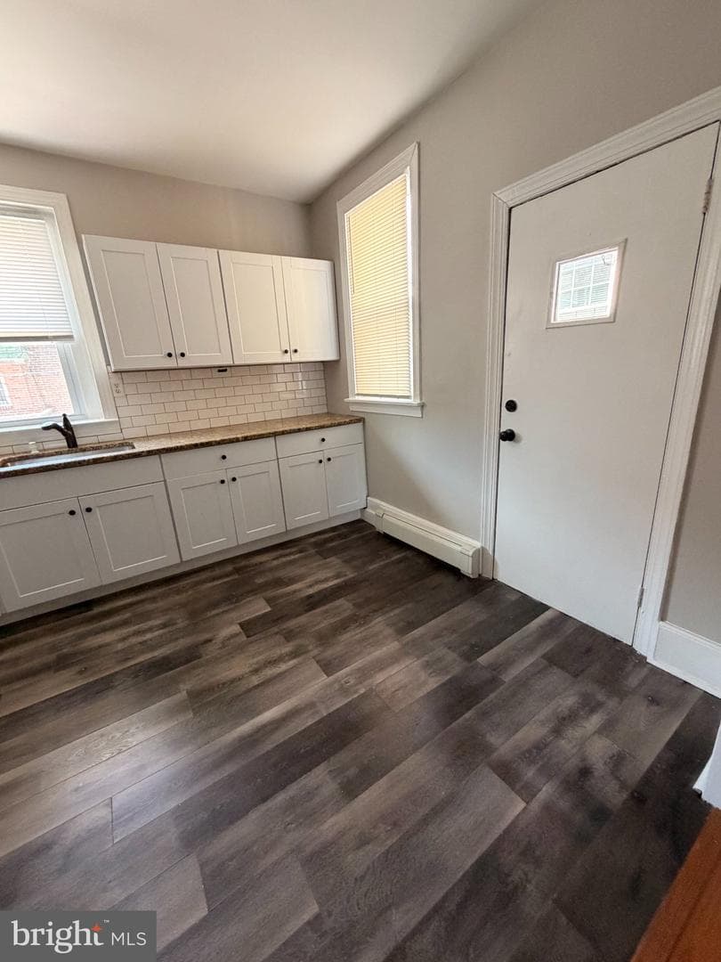 4718 Sheffield Avenue photo 9