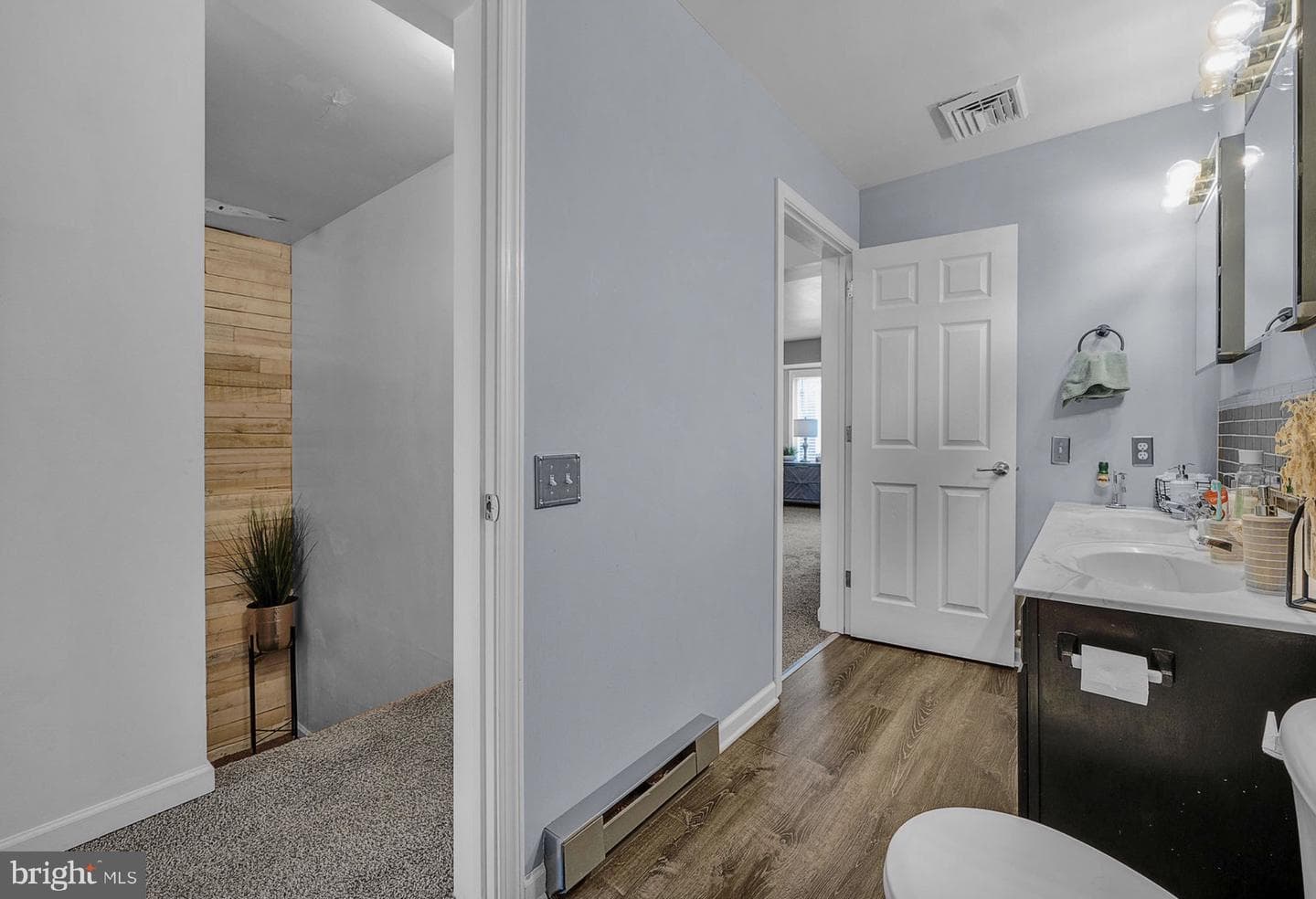 1113 N Orianna Street photo 17