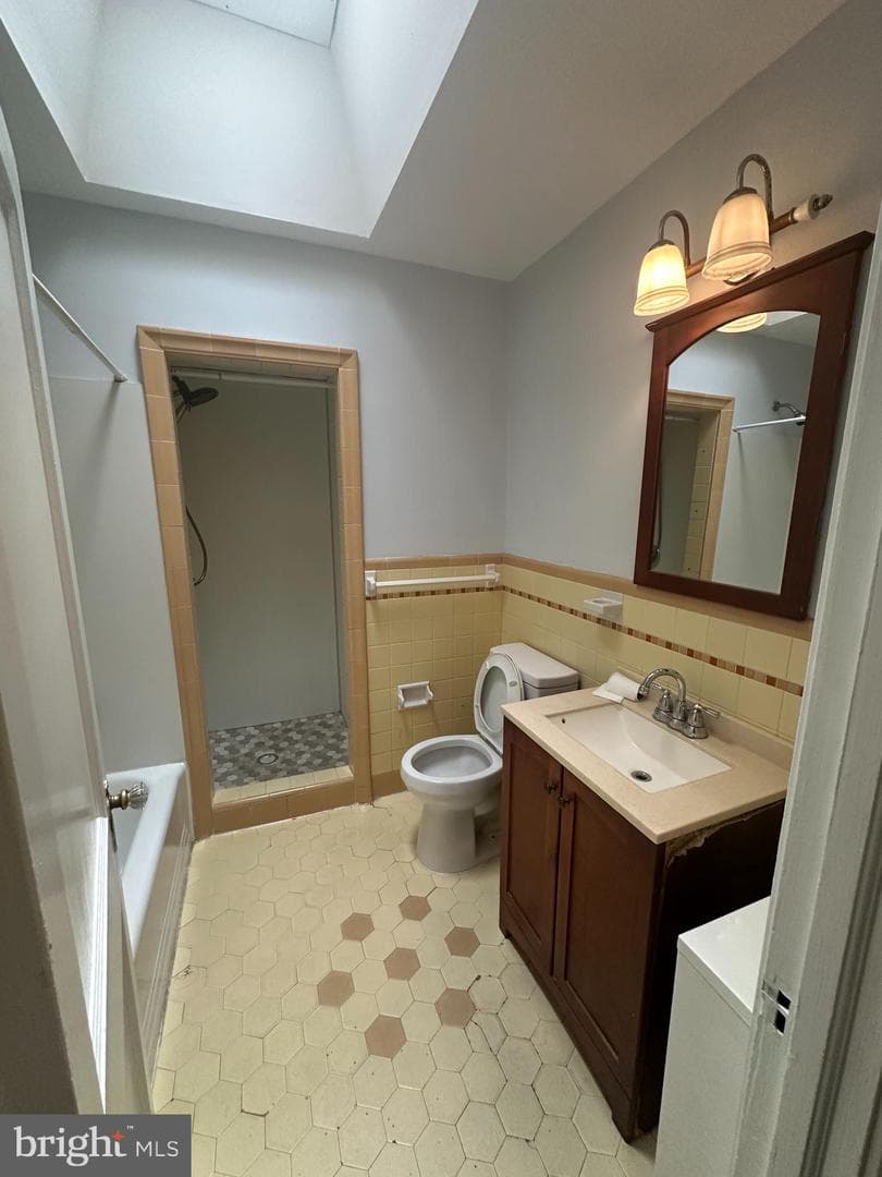 3342 Longshore Avenue photo 11