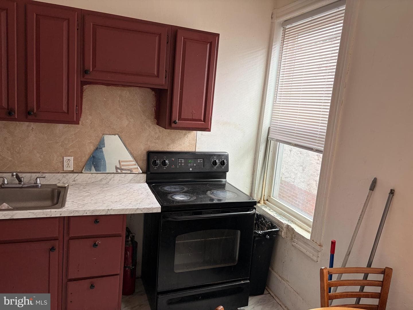 148 N 52nd Street photo 5