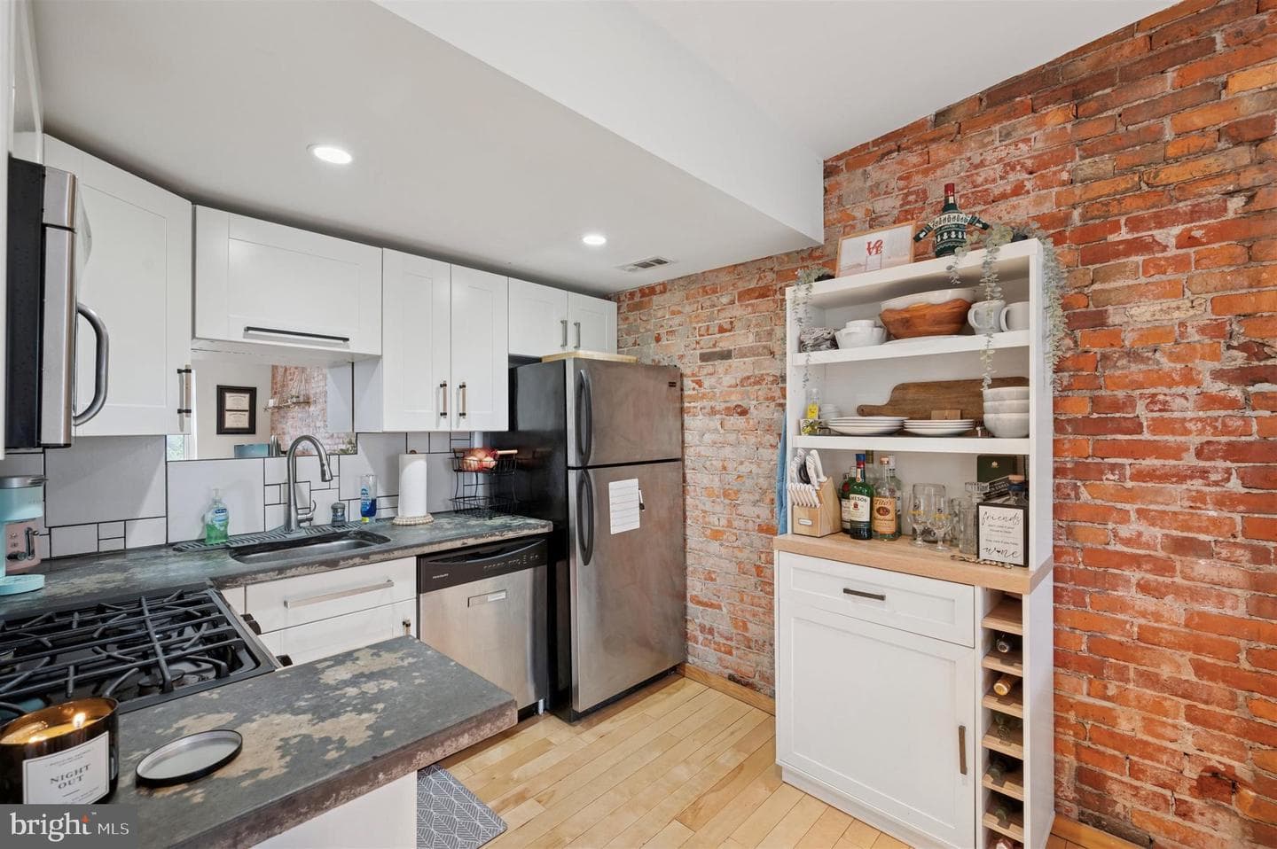 211 Christian Street #c photo 9