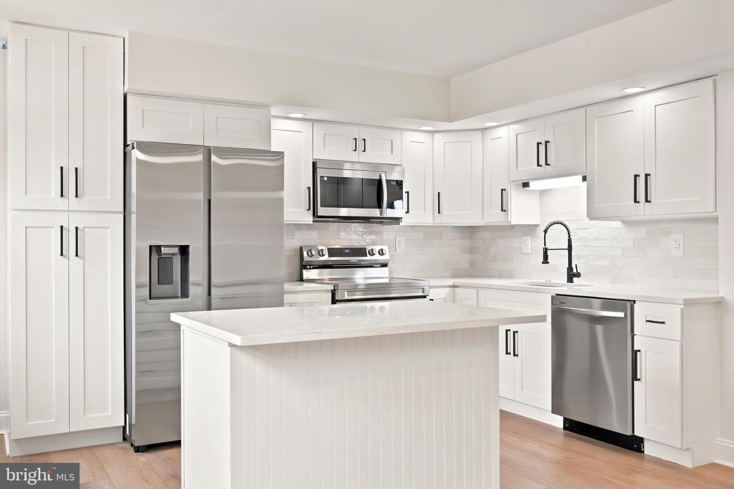 3511 Carey Rd photo 13