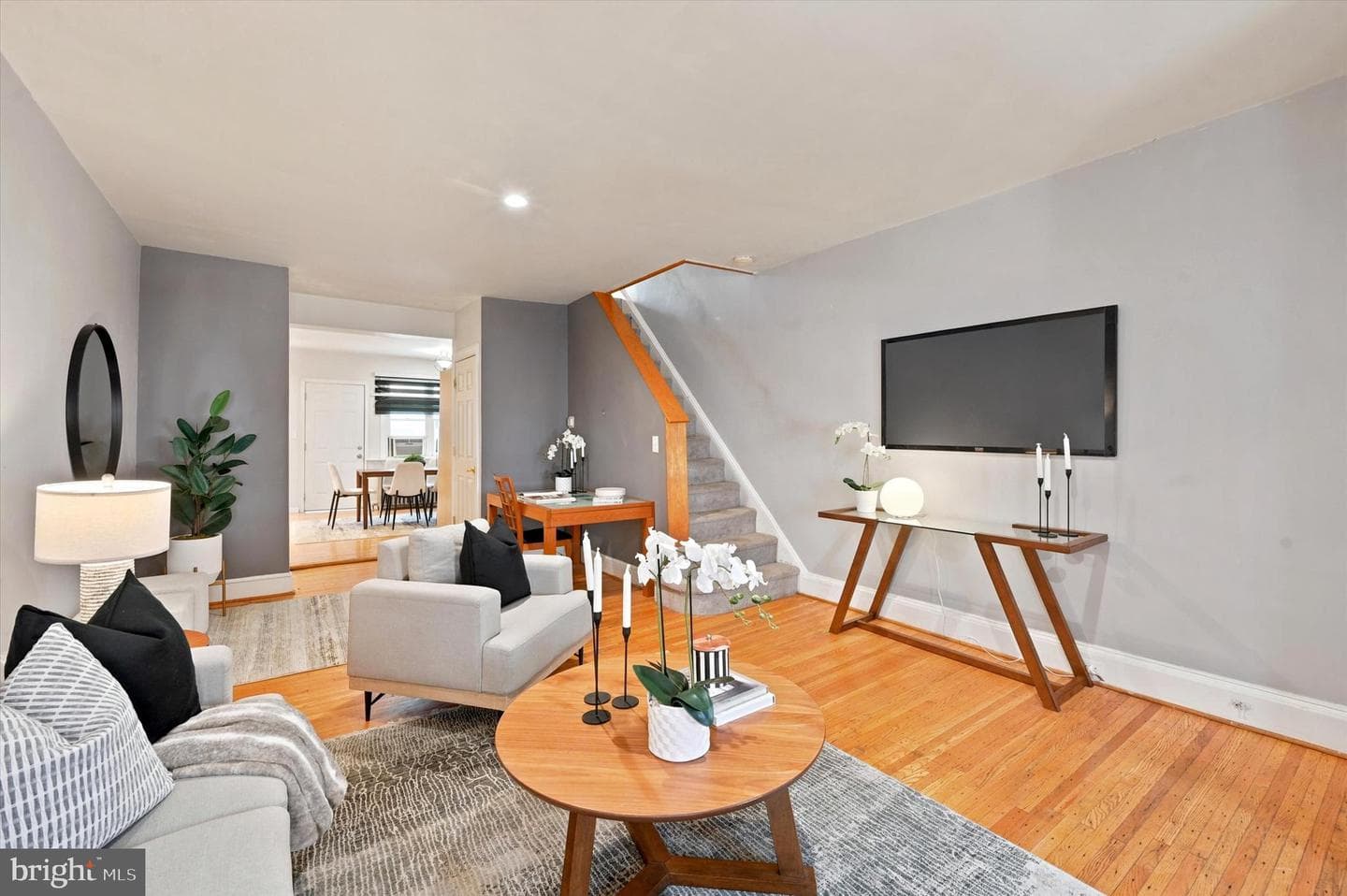 318 Durfor Street photo 3