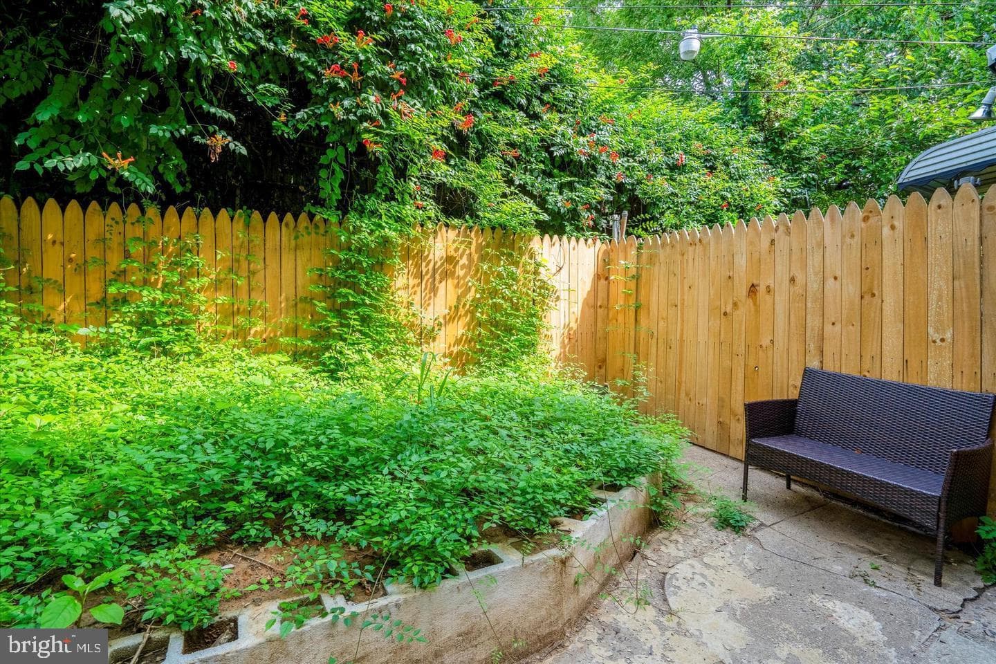 5327 W Oxford Street photo 3