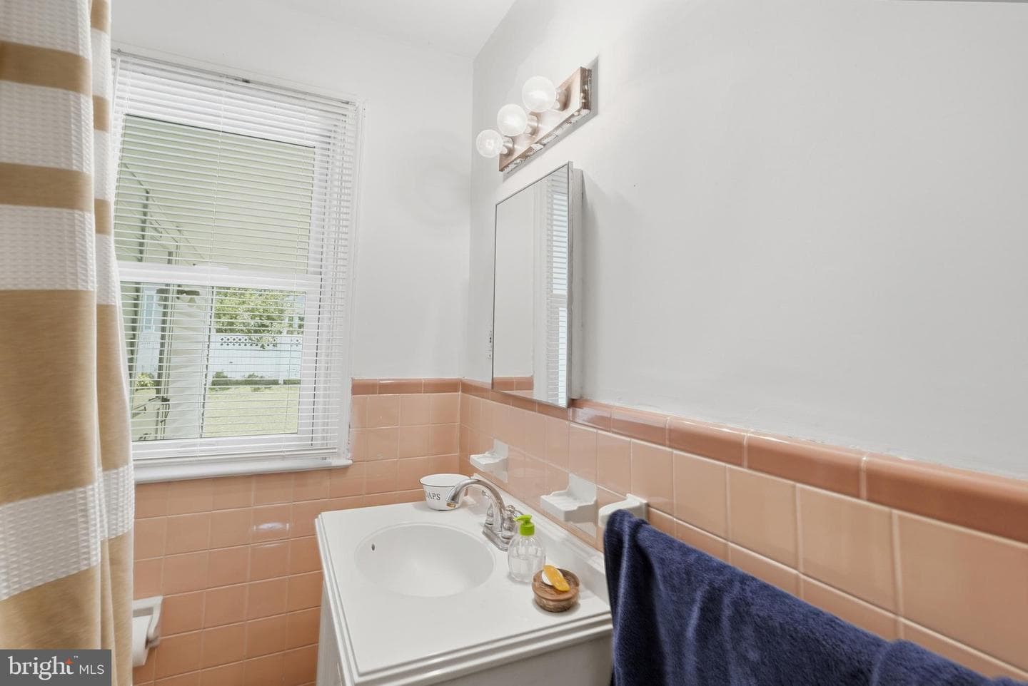 3166 Weston Street photo 29