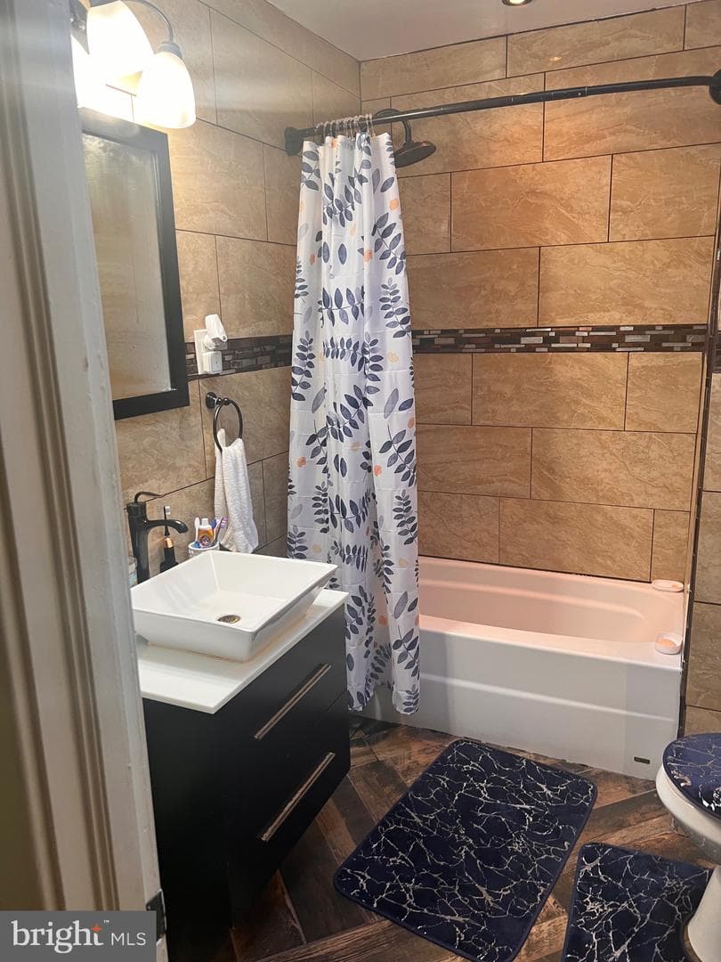 4259 Neilson Street photo 23