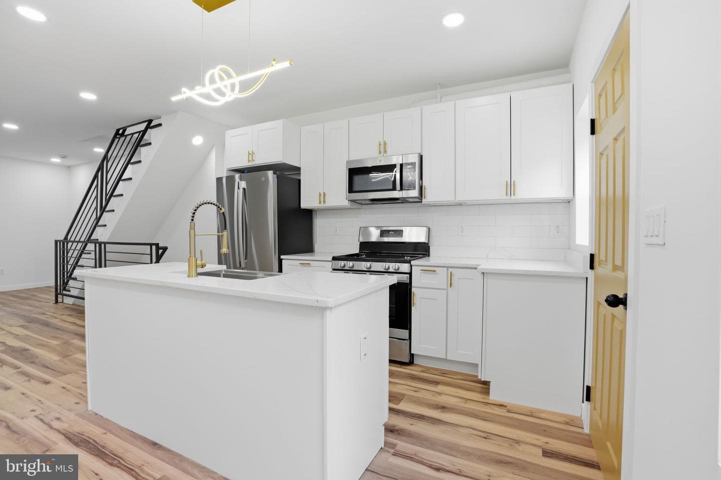 5224 Beaumont Avenue photo 13