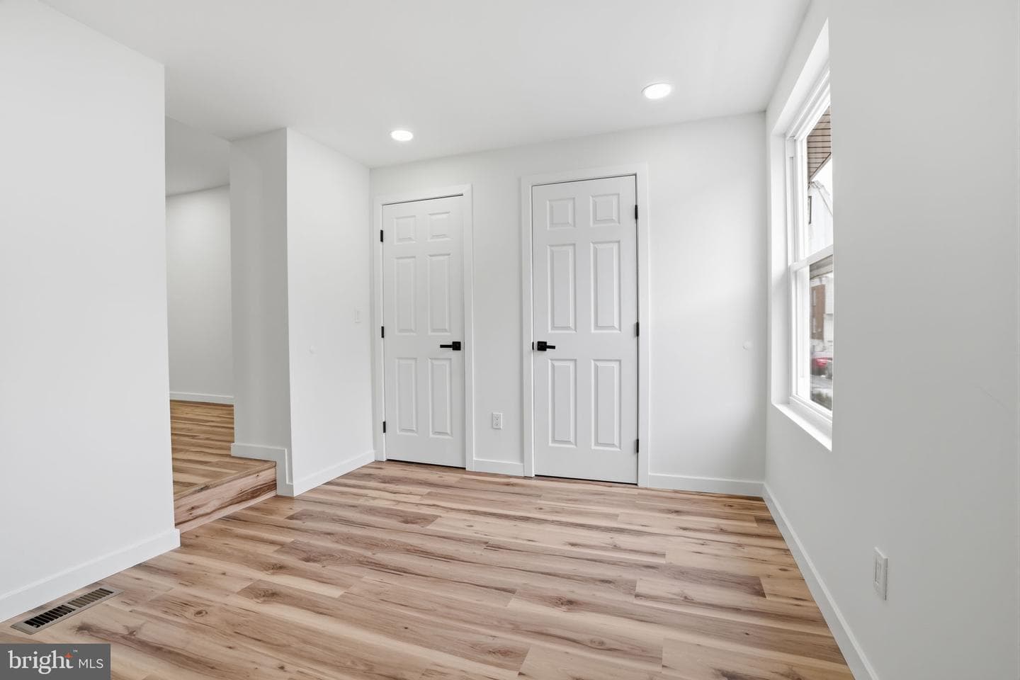 5224 Beaumont Avenue photo 17