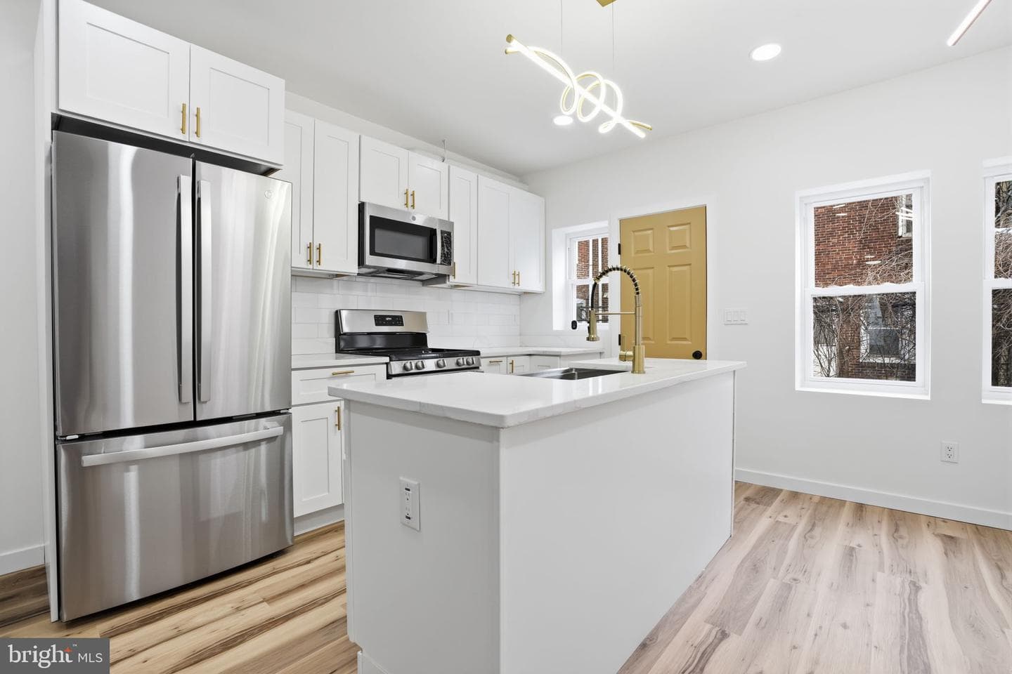 5224 Beaumont Avenue photo 8