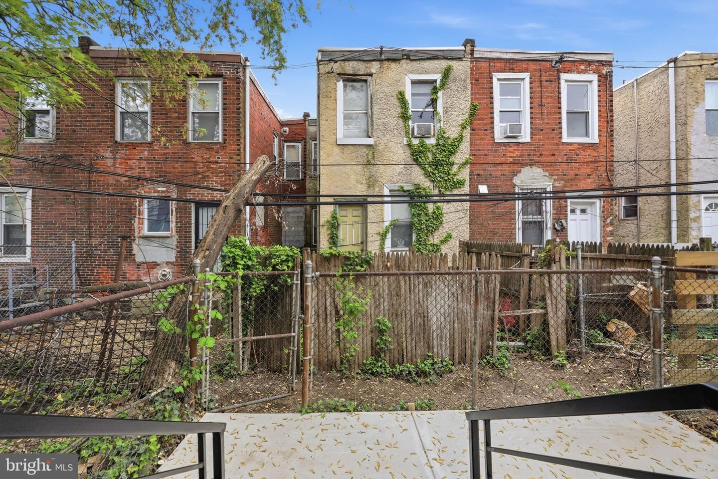 1322 S Lindenwood Street photo 33